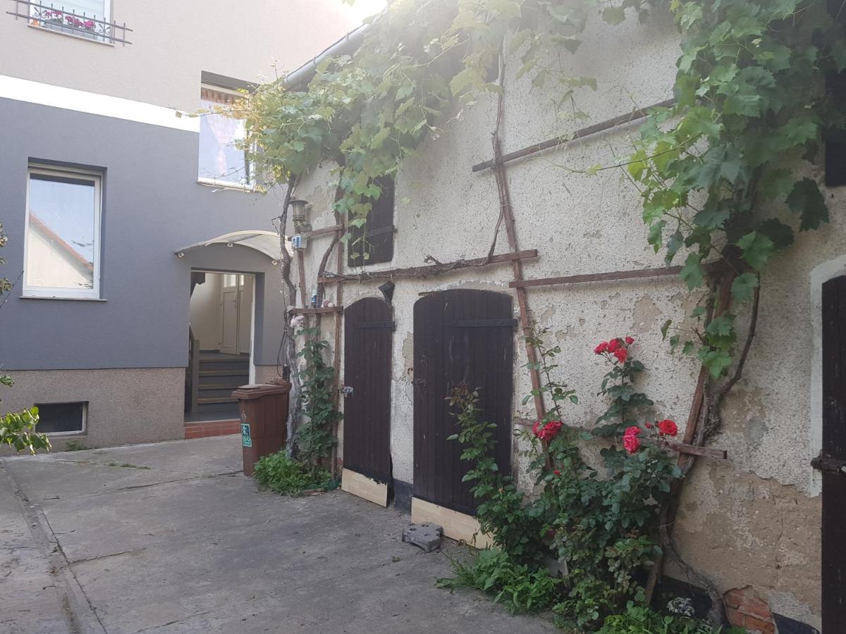 Gaestewohnung Mit Kueche Magdeburg An Der Elbe Exterior foto